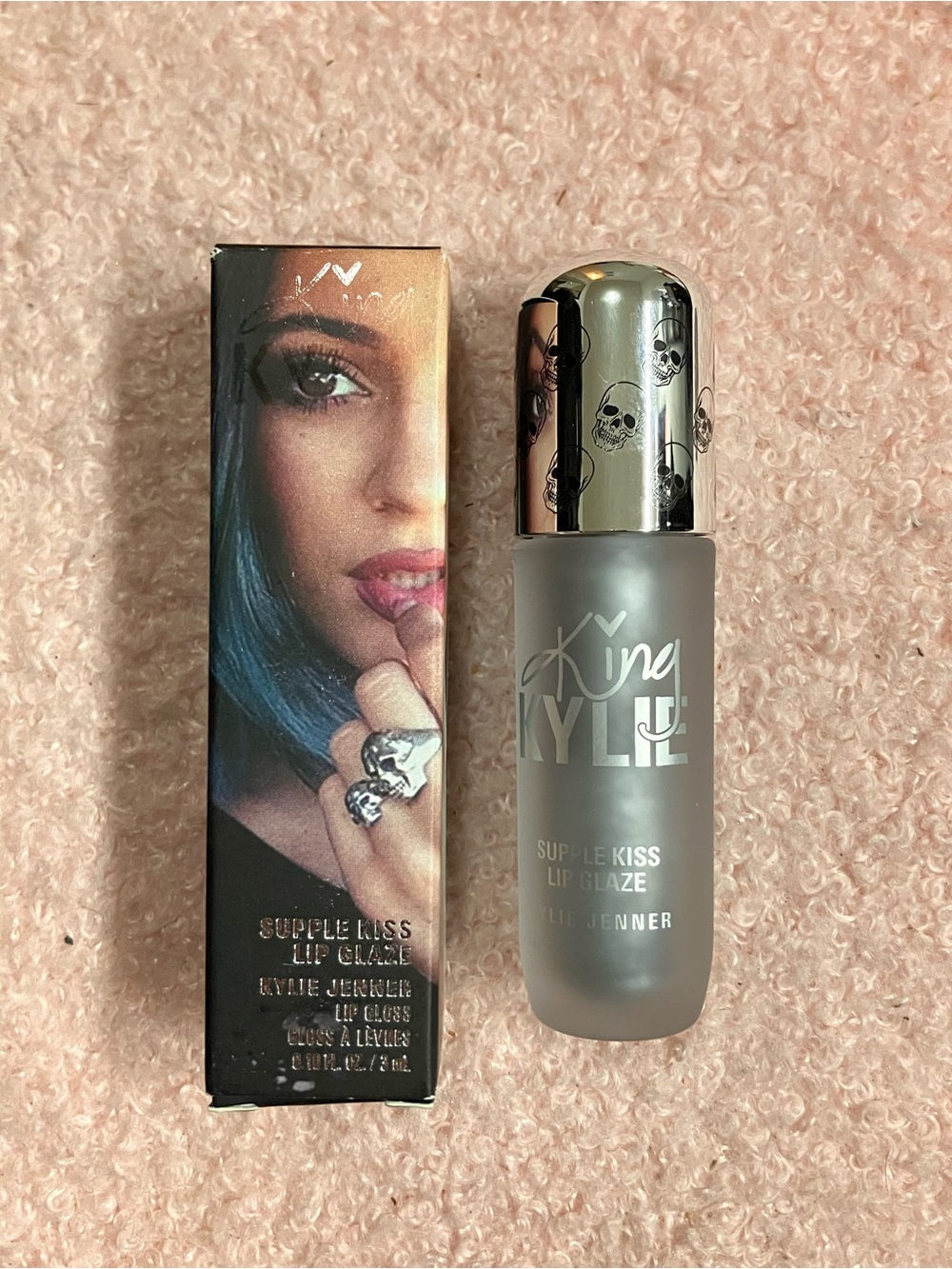 King Kylie Supplé Kiss Lip Glaze - Silver Frost